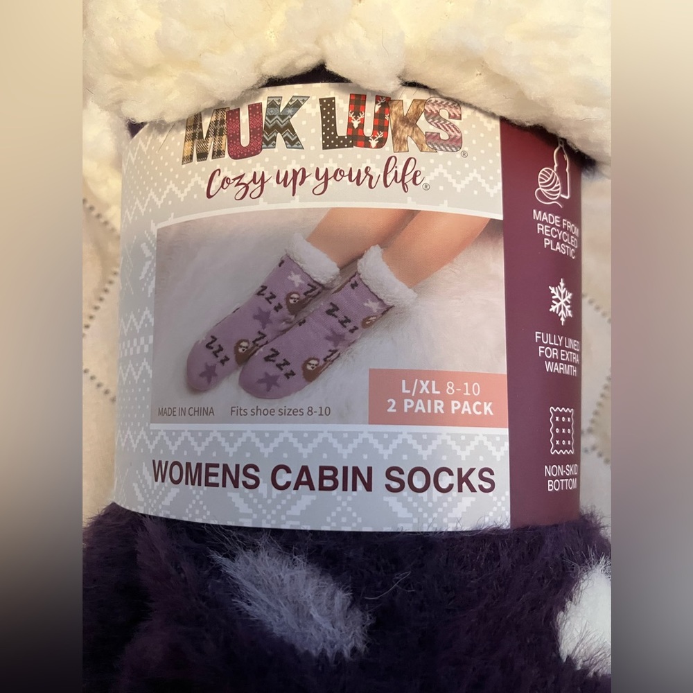 2 pair Mukluk non slip socks